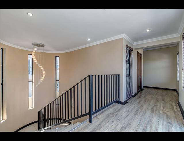 4 BEDROOM HOUSE FOR SALE IN DAINFERN VALLEY ESTATE